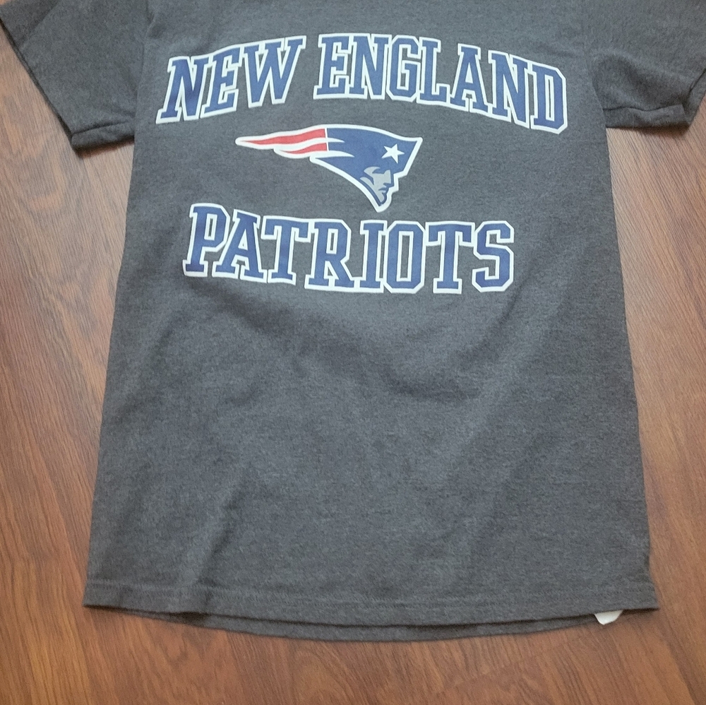 NFL New England Patriots Gray T-Shirt